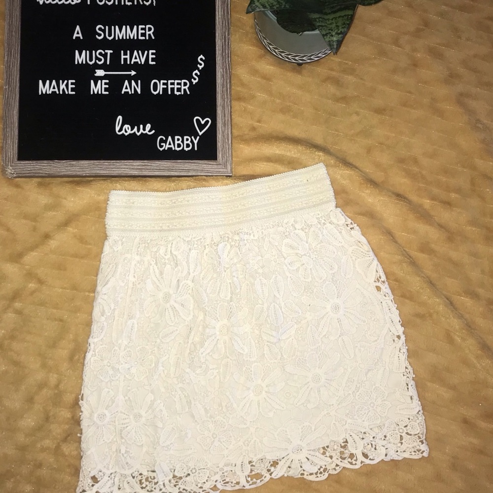 Beige Floral Embroidered Skirt